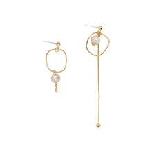Load image into Gallery viewer, Asymmetric Circluar with Pearl Drop Earrings INS Style

