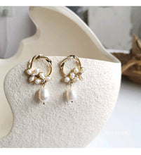Load image into Gallery viewer, Gold Plated Pearls Drop Earrings