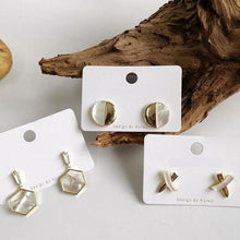Load image into Gallery viewer, Geometric Shape Shell Stud Earrings