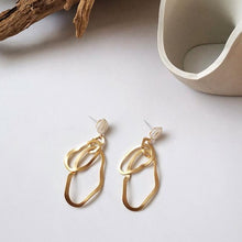 Load image into Gallery viewer, Vintage Gold Plated Irregular Oval Earrings