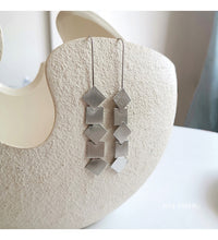 Load image into Gallery viewer, Korean Style Geometric Pierce Gold Plated Drop Earrings