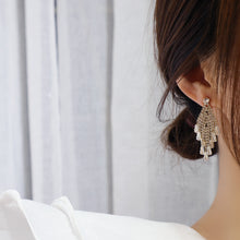 Load image into Gallery viewer, Popular Party Diamante Zircon Diamond Shape Tassel Chandelier