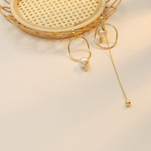 Load image into Gallery viewer, Asymmetric Circluar with Pearl Drop Earrings INS Style