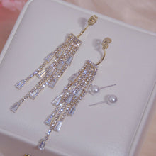 Load image into Gallery viewer, Gold Plated Tassel Chandelier Earrings With Pearl