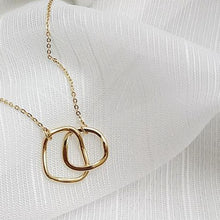 Load image into Gallery viewer, Gold Plated Snake Chain Double Circular Necklace