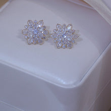Load image into Gallery viewer, Fashion Diamante Gold Plated Flower Ear Studs