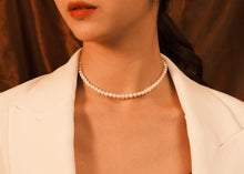 Load image into Gallery viewer, Elegant 18K Gold Plated Freshwater Cultured Pearl Necklace Choker