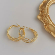Load image into Gallery viewer, Luxury 14K Gold Plated Thread Twist Chic Huggies Earrings