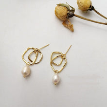 Load image into Gallery viewer, 14K Gold Plated Freshwater Pearl Drop Earrings
