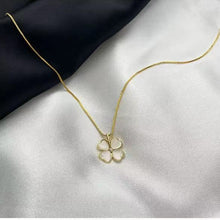 Load image into Gallery viewer, 14K Gold Plated Four Leaf Clover Pendant Necklace