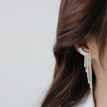 Load image into Gallery viewer, Luxury Gold Plated Korean Style Zircon Tassel Earrings