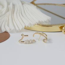 Load image into Gallery viewer, Fashion Design Luxury Zircon Gold Plated Silver Ear Cuff Stud