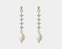 Load image into Gallery viewer, Luxury Zircon Pearl Drop Earrings