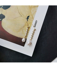 Load image into Gallery viewer, Luxury Zircon Pearl Drop Earrings
