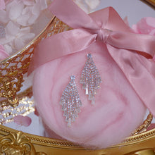 Load image into Gallery viewer, Popular Party Diamante Zircon Diamond Shape Tassel Chandelier
