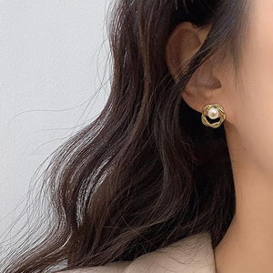 Gold Plated Twist Circular Pearl Stud Earrings