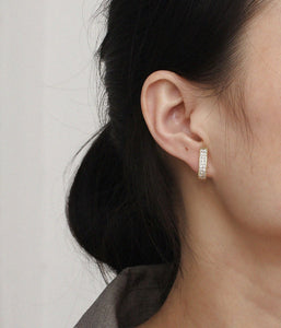 Fashion Design 6 Shape Huggies Ear Studs with Zircon