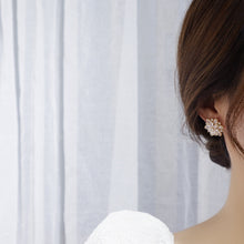 Load image into Gallery viewer, Fashion Diamante Gold Plated Flower Ear Studs
