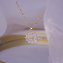 Load image into Gallery viewer, Luxury Daisy 14K Gold Filled Diamante Pendant Necklace
