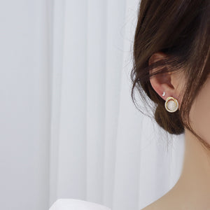 Elegant Gold Plated Cat's Eye Stone Ear Studs Earrings