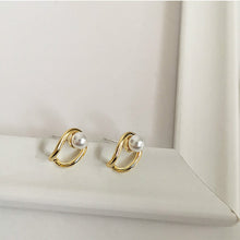 Load image into Gallery viewer, Gold Plated Round Pearl Stud Earrings
