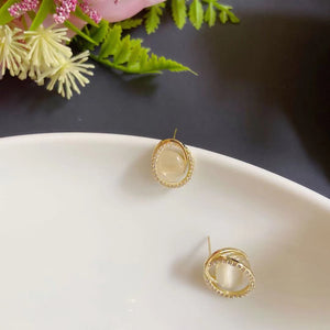 Elegant Gold Plated Cat's Eye Stone Ear Studs Earrings