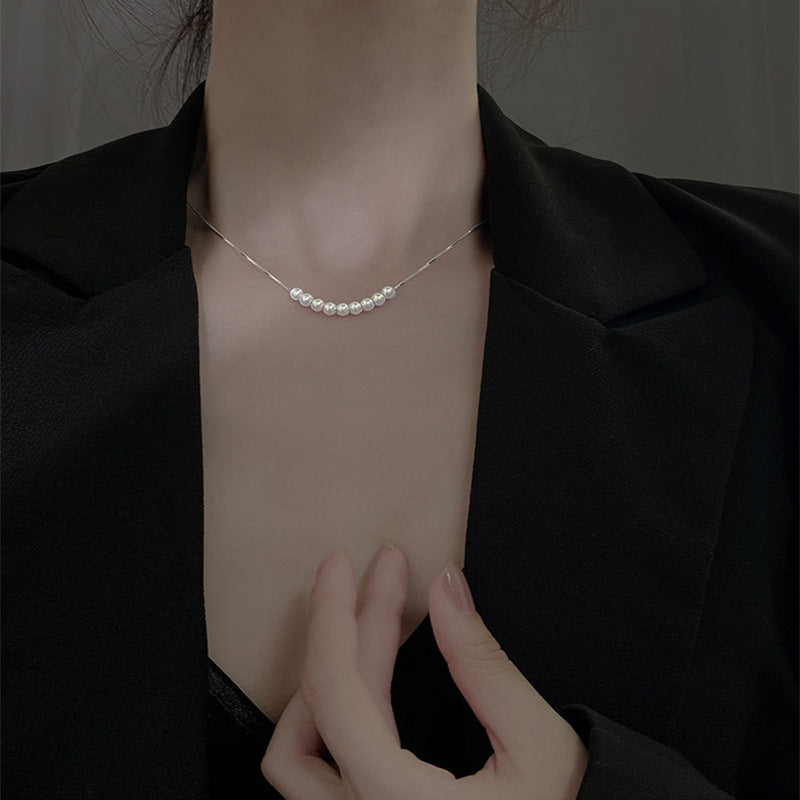 9 Mini Pearl Necklace Choker in Silver