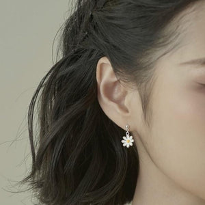 Daisy Flower Silver Earrings